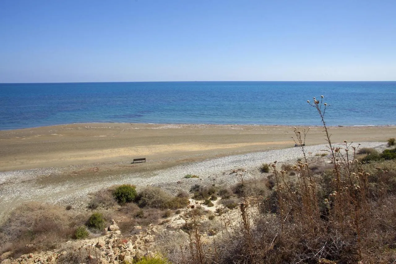 Faros Beachfront Villa Bahçalar