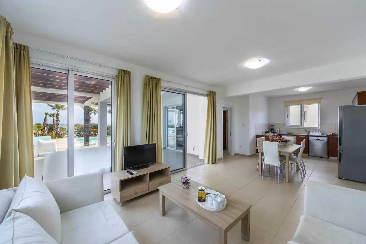 Faros Beachfront Villa Bahçalar Kıbrıs